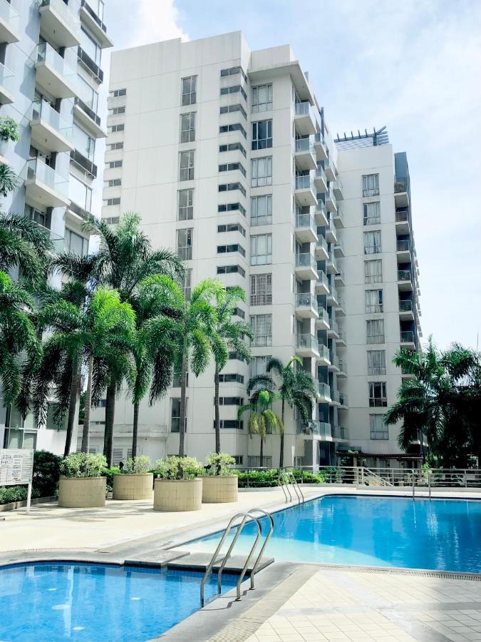 Luxury Hotel Type Condo Near Naia Manila Airport Paranaque City Bagian luar foto